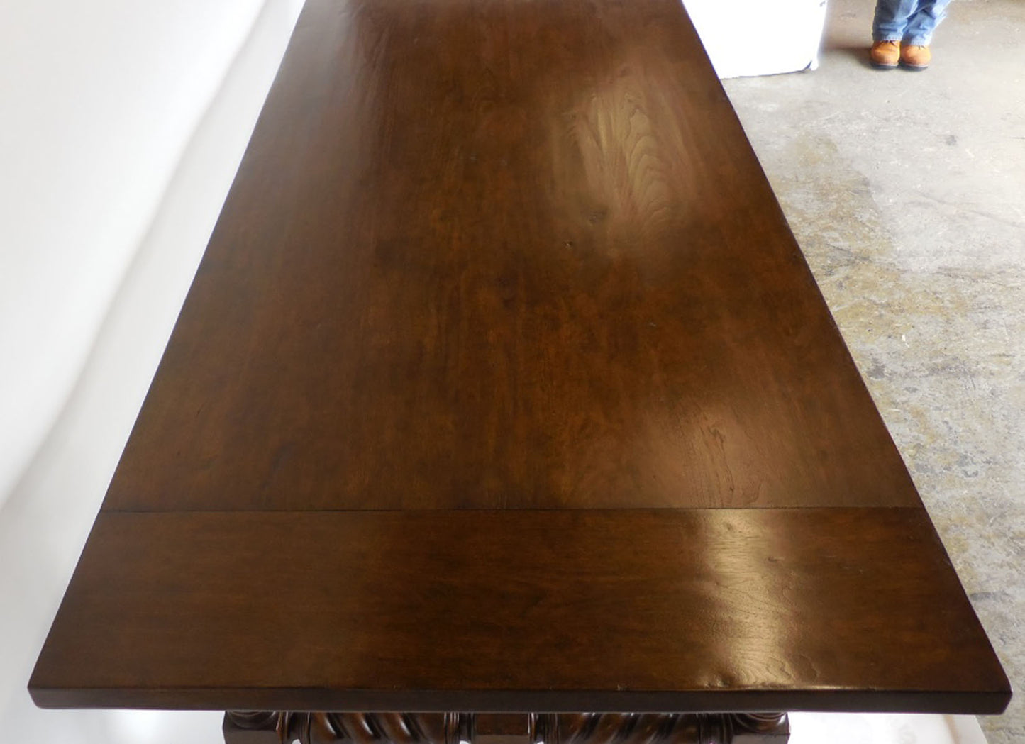 #10-4mod7LEAVES Custom Barley Twist Table With Leaves