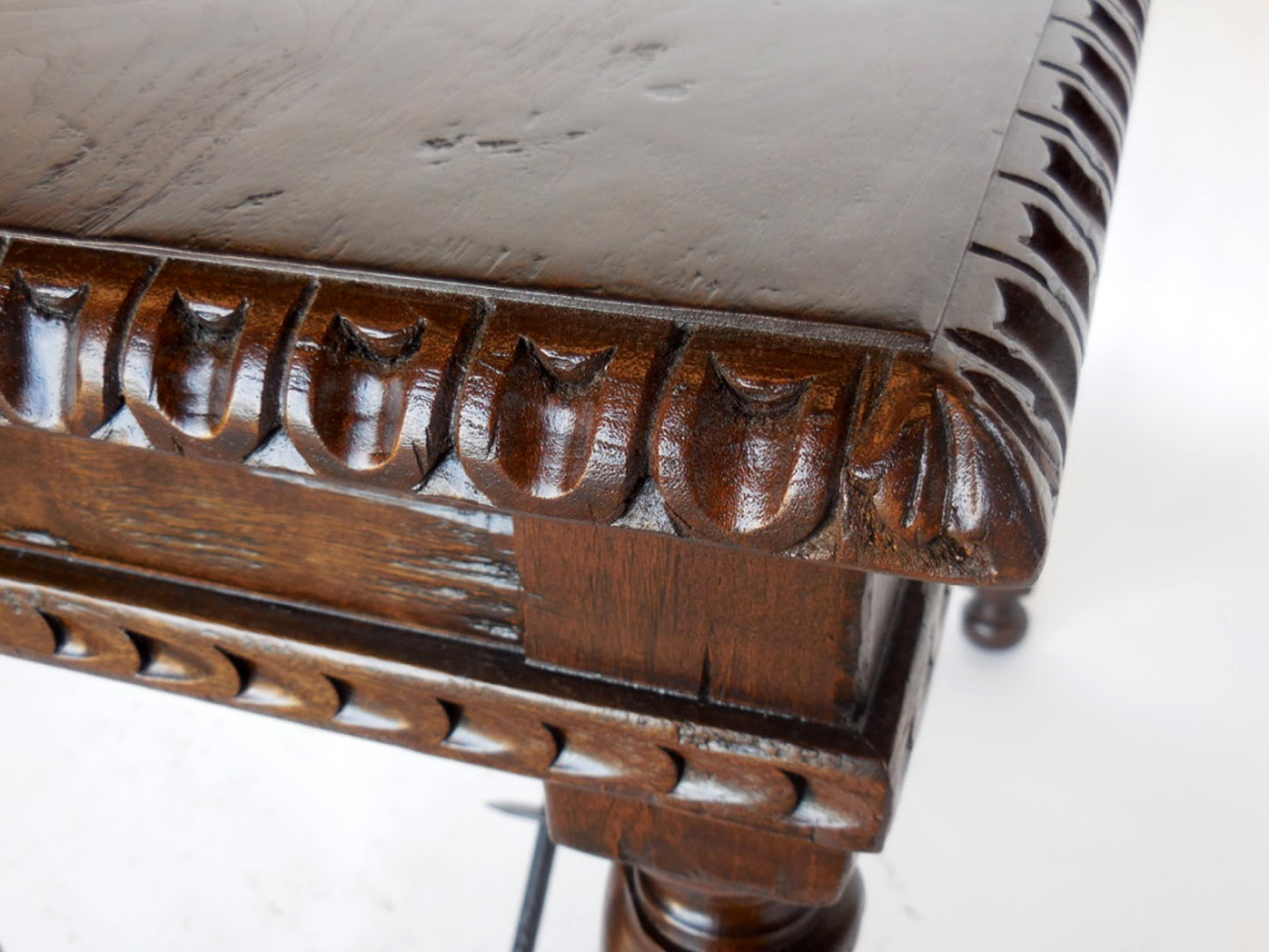 #10-12mod5 Custom Barley Twist Desk